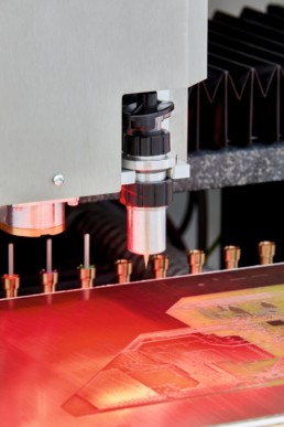 LPKF ProtoMat S104 — топовый плоттер для изготовления печатных плат — LPKF — Специал Электроник и Технологии
